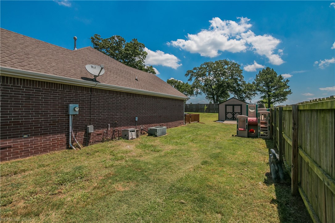 Standing Oaks Sub Blk III Pea Ridge - Residential
