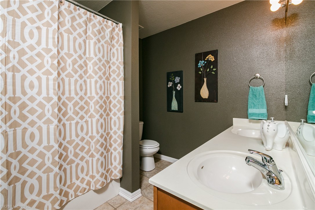 Standing Oaks Sub Blk III Pea Ridge - Residential