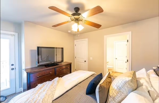 Stadium Centre Cottages Lts 1214 - Residential Lease