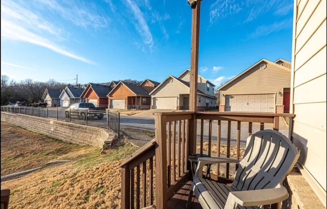 Stadium Centre Cottages Lts 1214 - Residential Lease