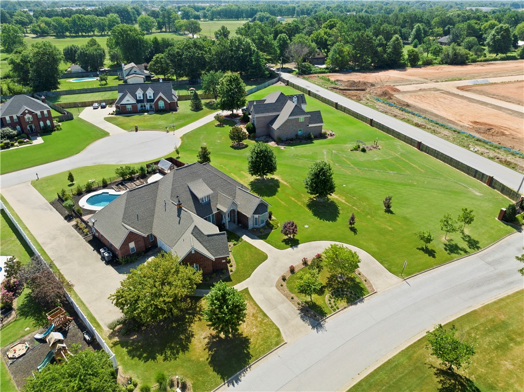 Laurel Crossing Rogers - Residential