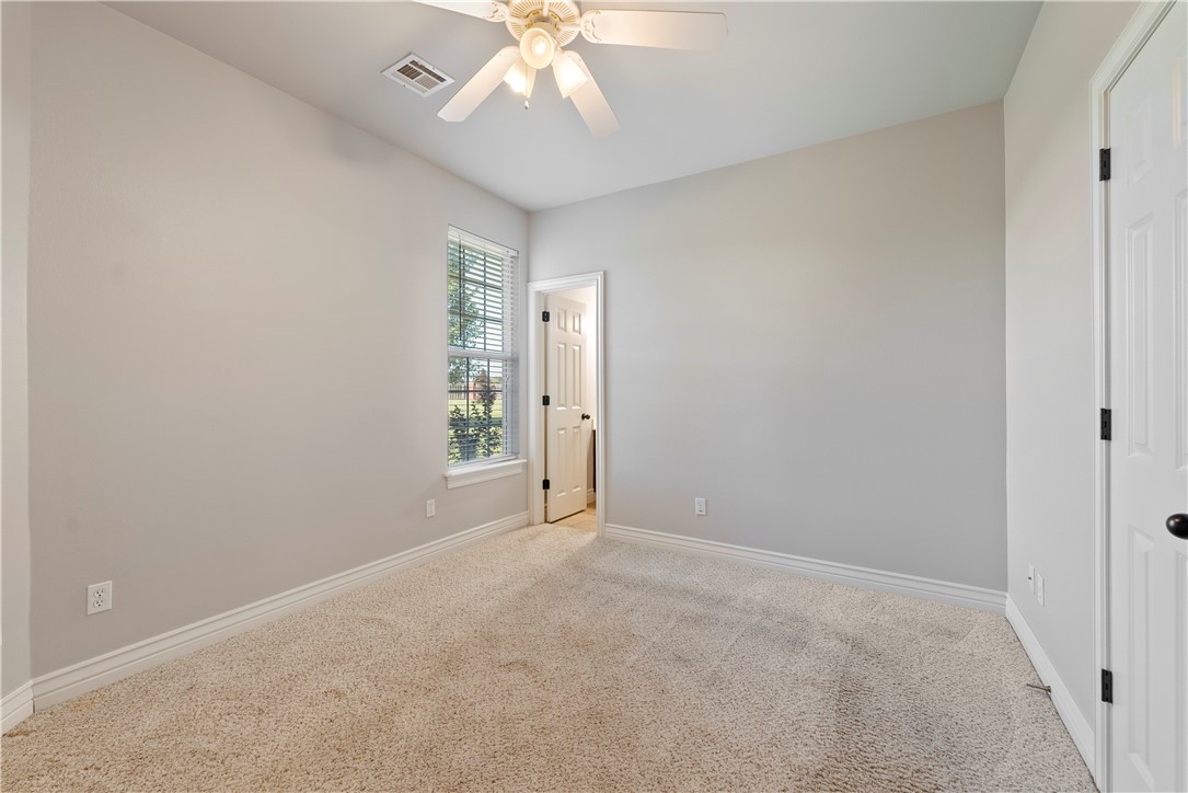 Laurel Crossing Rogers - Residential