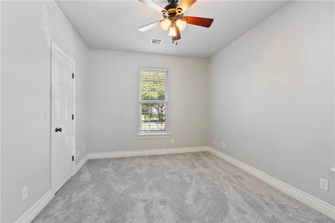 Laurel Crossing Rogers - Residential