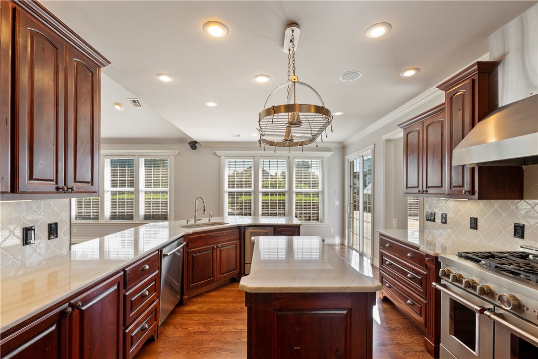 Laurel Crossing Rogers - Residential
