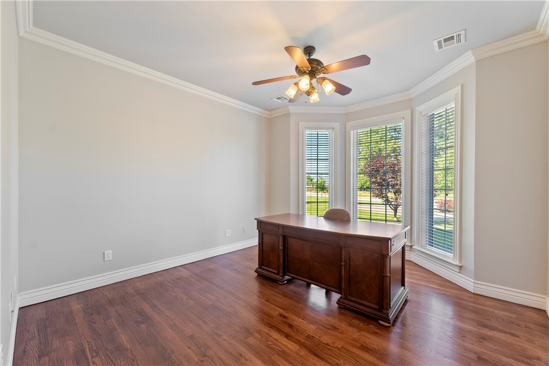 Laurel Crossing Rogers - Residential