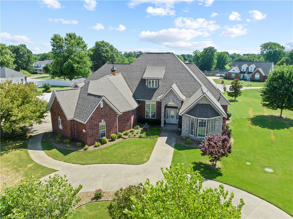 Laurel Crossing Rogers - Residential