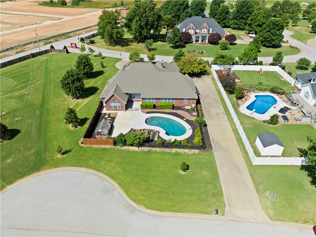 Laurel Crossing Rogers - Residential
