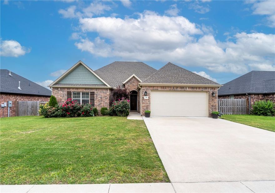 Check out this 3-bedroom, 2 bath home located in the heart of Siloam Springs. This well-maintained home has beautiful mature rose bushes as you walk to the front door, sure to bring a smile to your face. As you enter, you'll notice the natural light in the living and dining area. This home features a split floor plan, nice sized pantry and island in the kitchen along with granite counters.