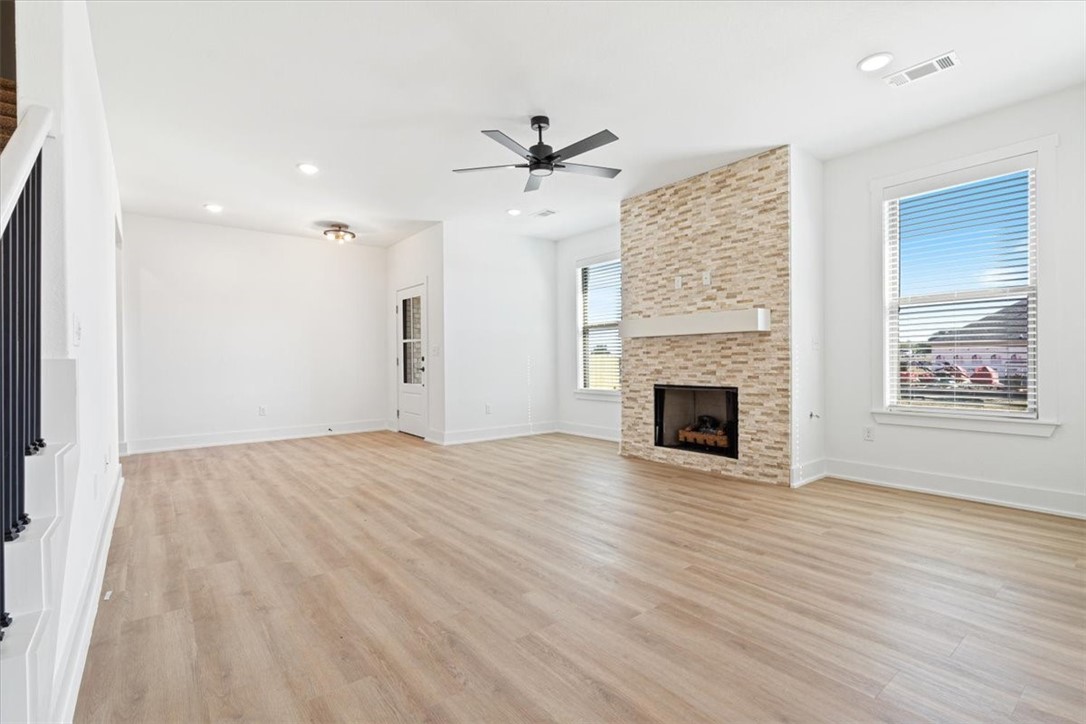 WALNUT GROVE SUB PH II-BENTONVILLE - Residential