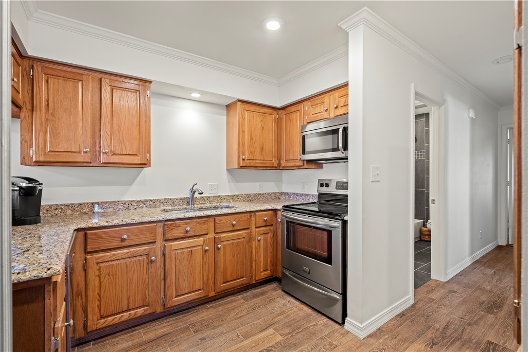 Brooken Oaks - Residential