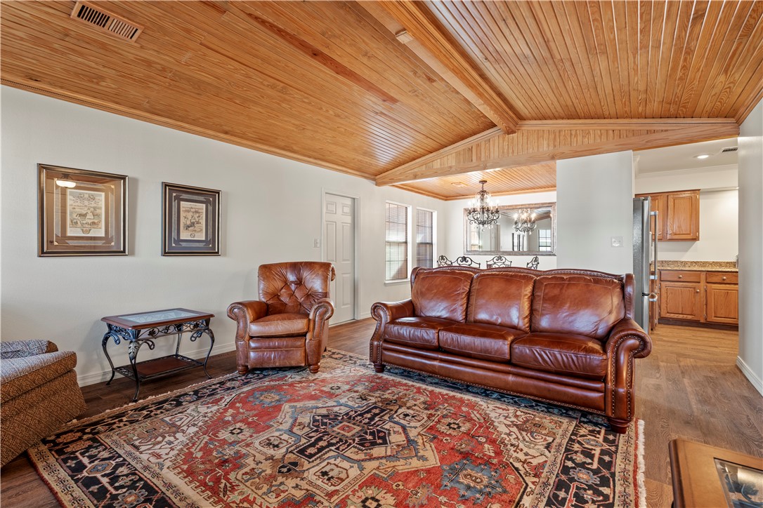 Brooken Oaks - Residential