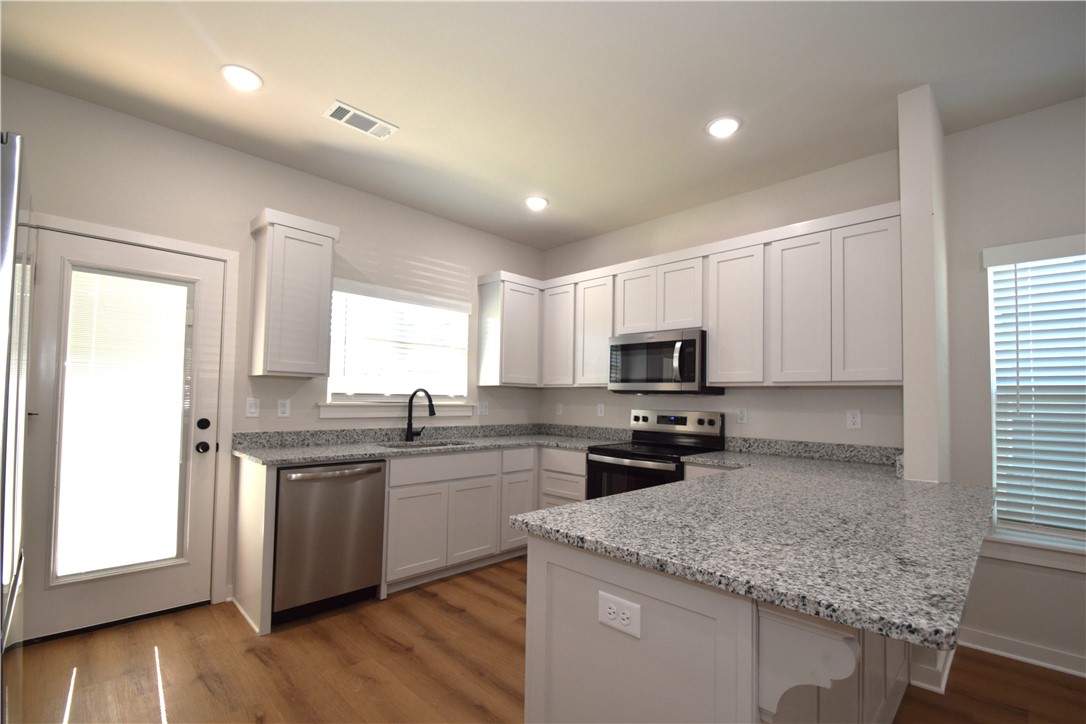 Daisy Road Duplexes Centerton - Residential Lease