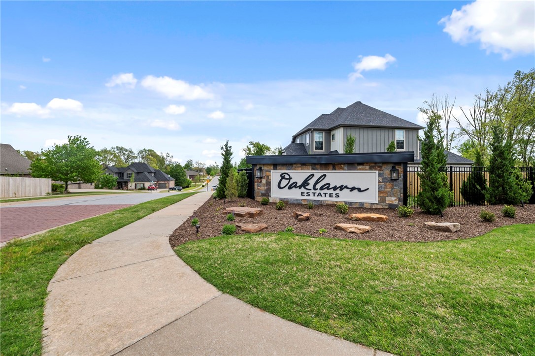 Oaklawn Hills Sub Bentonville - Residential