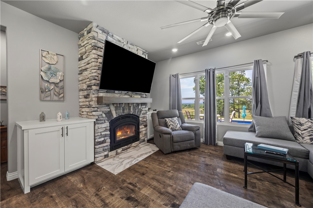 Farmington Outlots - Residential