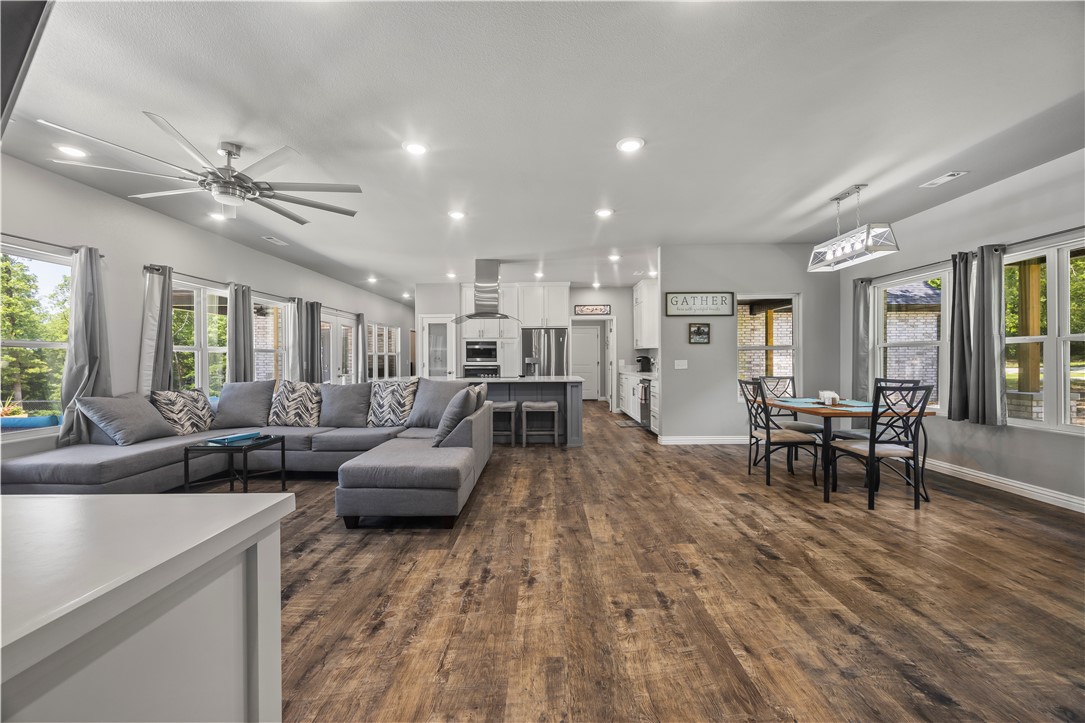 Farmington Outlots - Residential