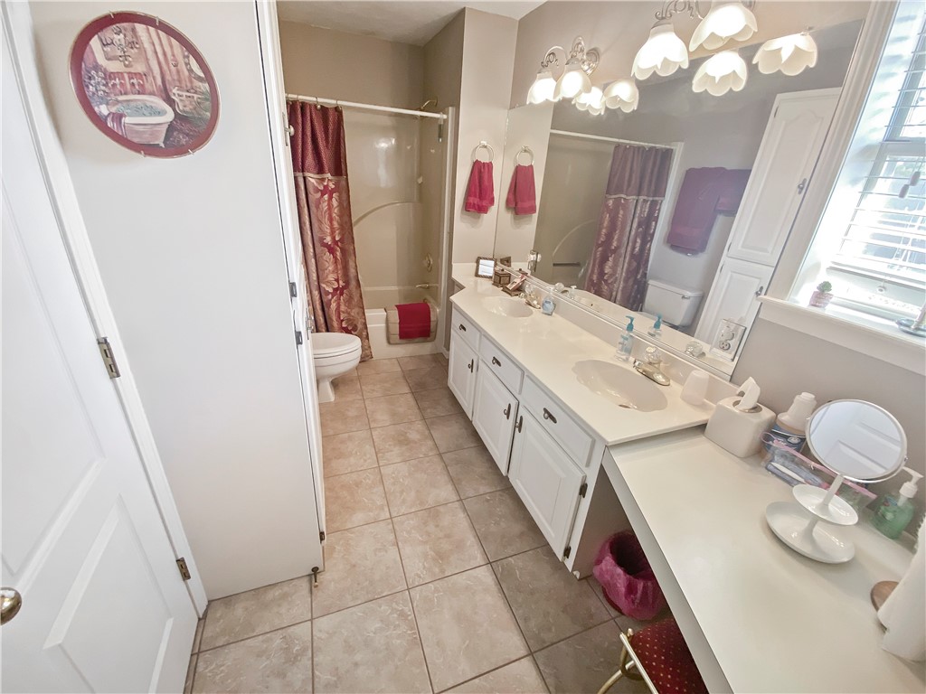 Cottonwood Estate West - Residential