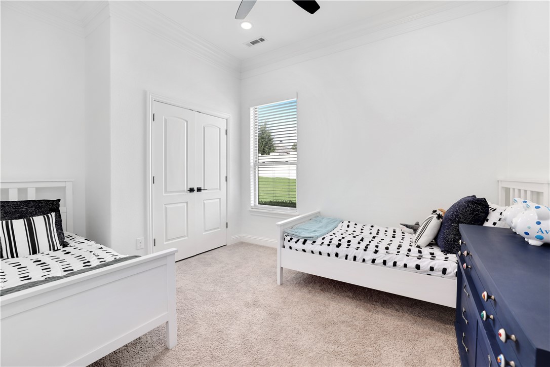 Champions Golf & Cc Rogers - Residential