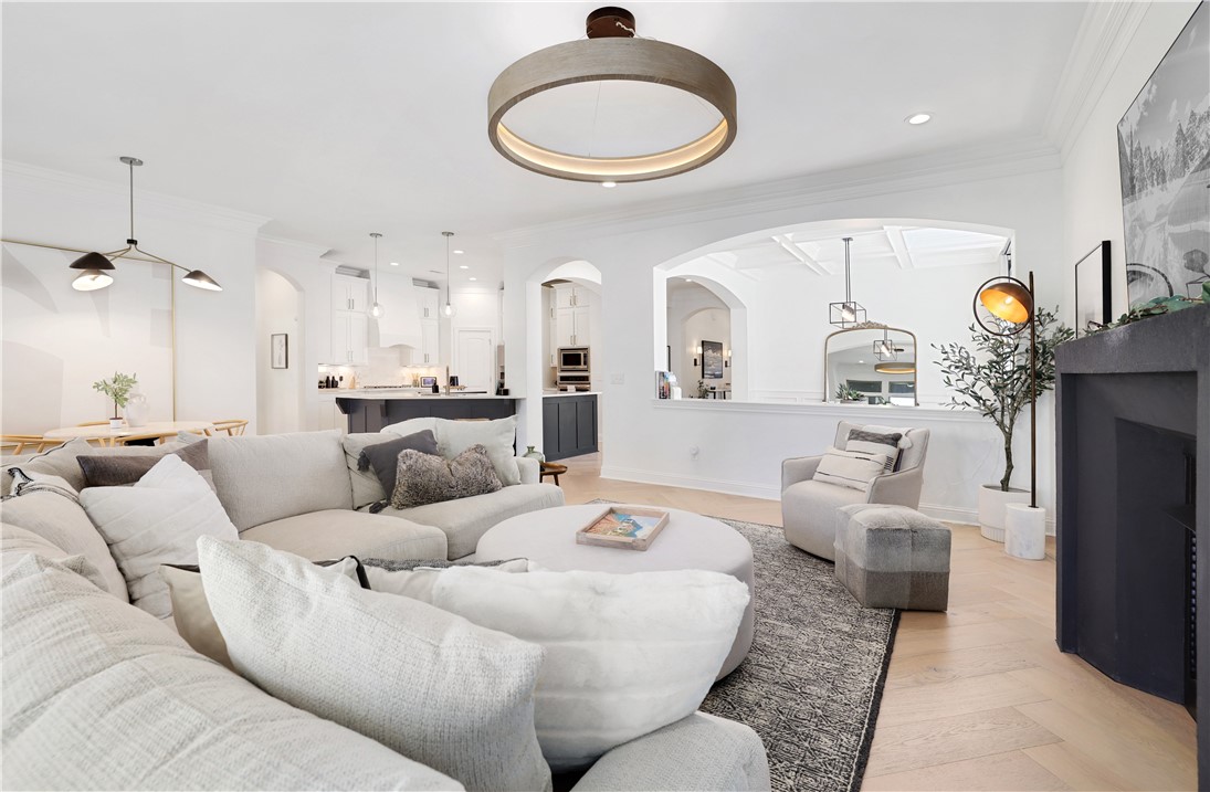 Champions Golf & Cc Rogers - Residential