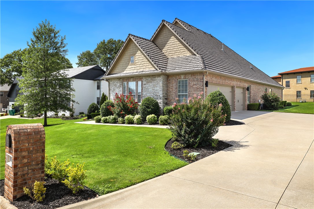 Champions Golf & Cc Rogers - Residential