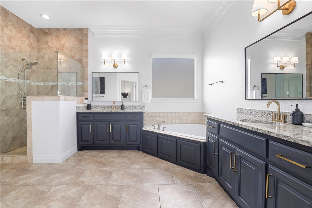 Champions Golf & Cc Rogers - Residential