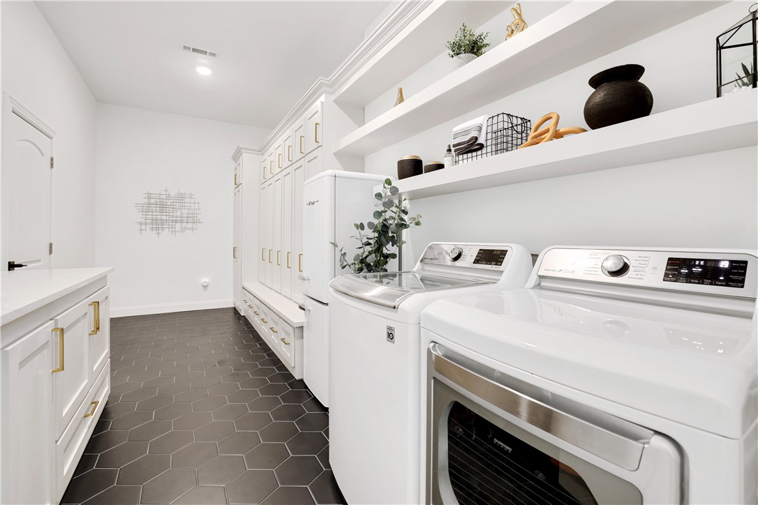 Champions Golf & Cc Rogers - Residential