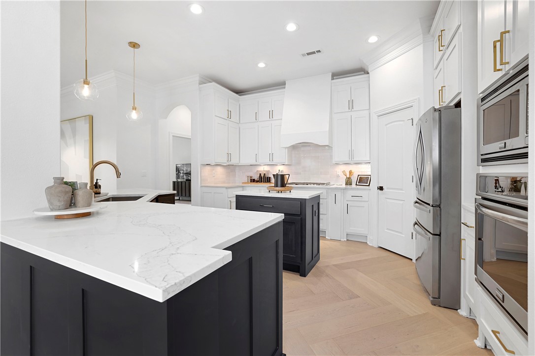 Champions Golf & Cc Rogers - Residential