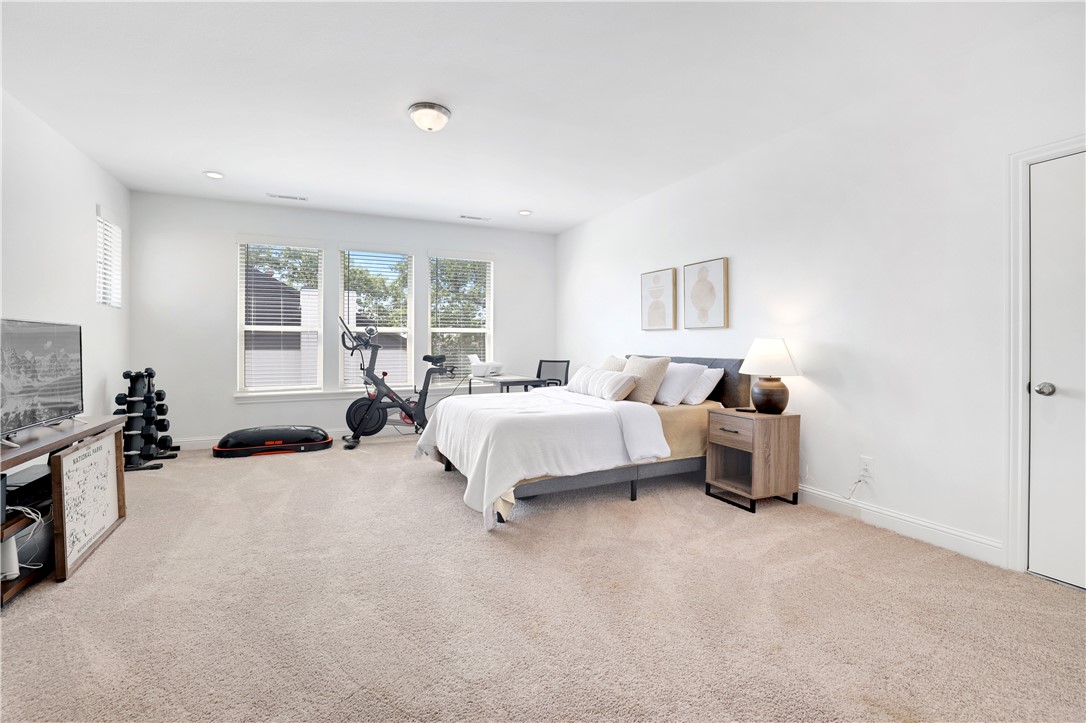 Champions Golf & Cc Rogers - Residential