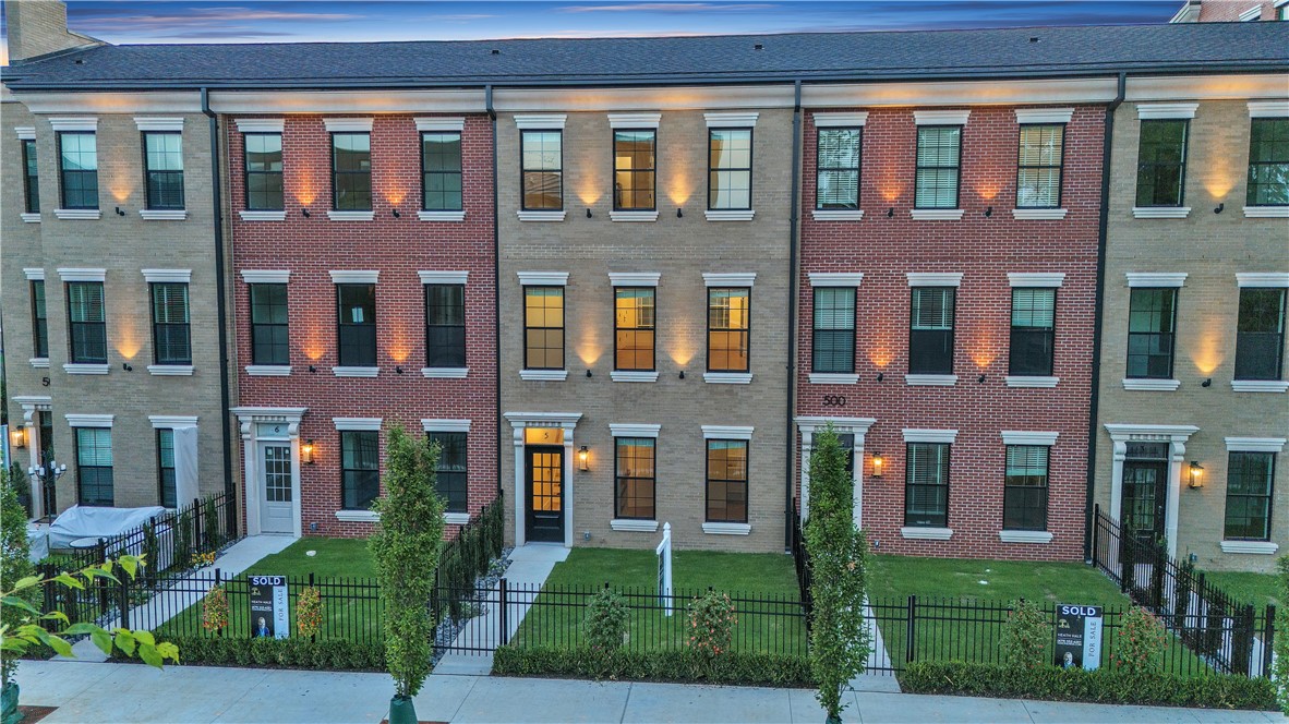 Oak One - Residential
