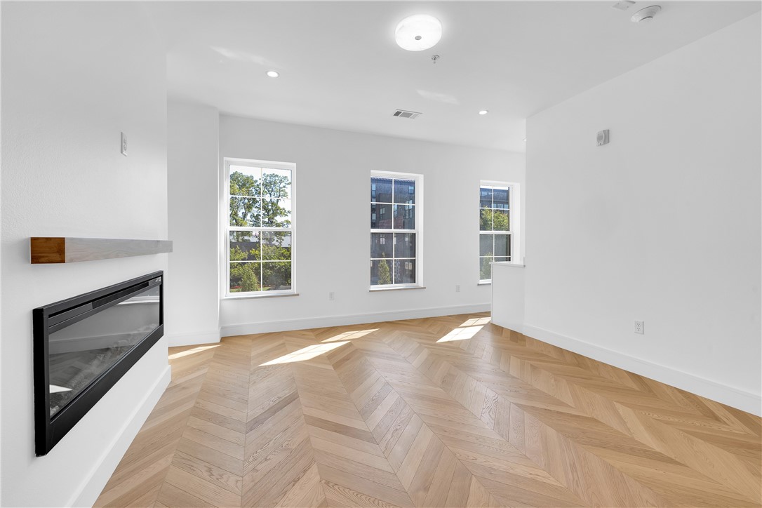 Oak One - Residential