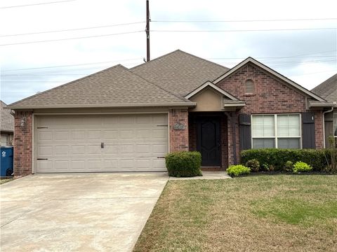 Photo of 1907 Stonegrove Road, Bentonville, AR 72713 (MLS # 1342926)