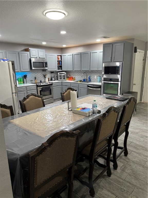 TERRY ACRES-SPRINGDALE - Residential Income