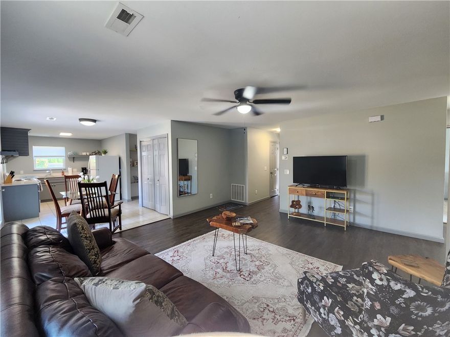 Unbeatable Location!! Walk/bike to Bentonville’s best spots! -Razorback Greenway is at the end of the street, 1 block to new Wal-Mart Campus & Memorial Park, 3 blocks to Orchards Park. 5-min drive to Bentonville Square, Crystal Bridges & quick access to I-49. This turnkey short-term rental is a beautifully updated 3-bed, 2-bath home with a 1-car garage. It features fresh paint, updated flooring, & a cozy, functional layout as well as a fully fenced backyard for gardening, play, or entertaining. New HVAC, A/C, & hot water heater installed in 2022—for added comfort & efficiency. Continue as a successful Superhot Airbnb short-term rental (80+ reviews 4.83/5-star avg) with consistent booking activity for a thriving investment property or make it your personal residence. Furnishings, along with the washer, dryer, & refrigerator, are negotiable with the sale. Whether you’re a first-time buyer, investor, or someone looking to downsize without sacrificing location, this is a rare opportunity in the heart of Bentonville.