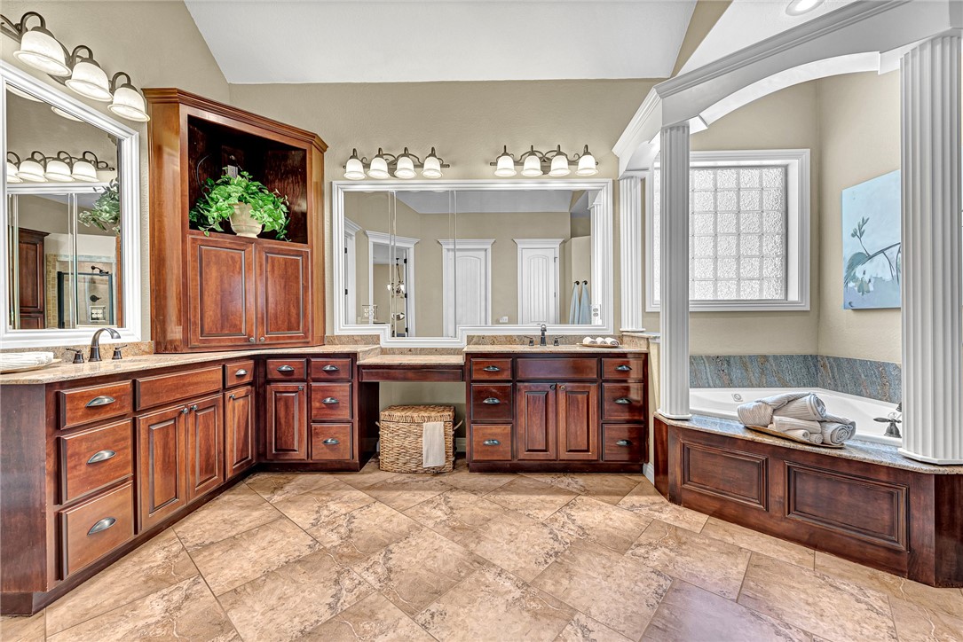 Ridgewood Sub Cave Spgs - Residential