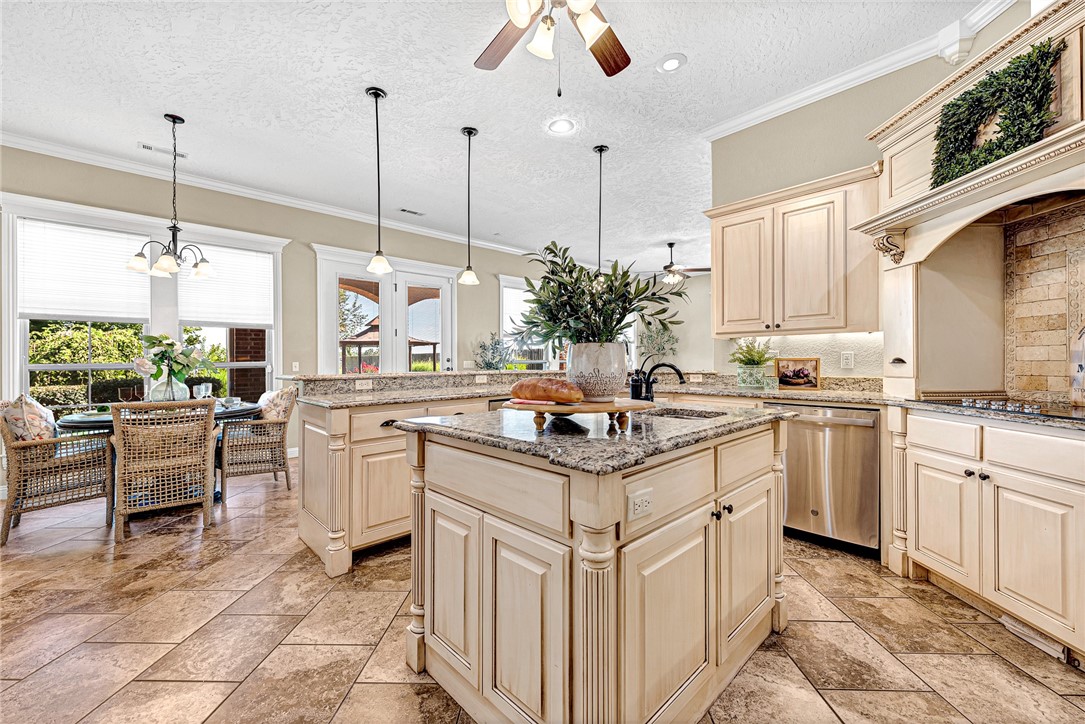 Ridgewood Sub Cave Spgs - Residential