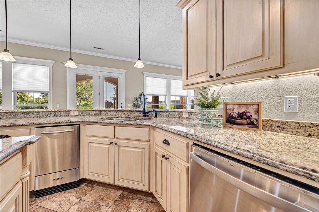 Ridgewood Sub Cave Spgs - Residential