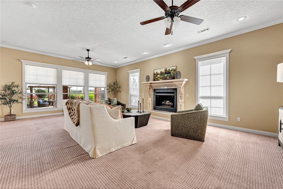 Ridgewood Sub Cave Spgs - Residential