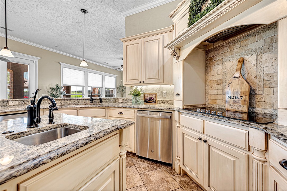 Ridgewood Sub Cave Spgs - Residential