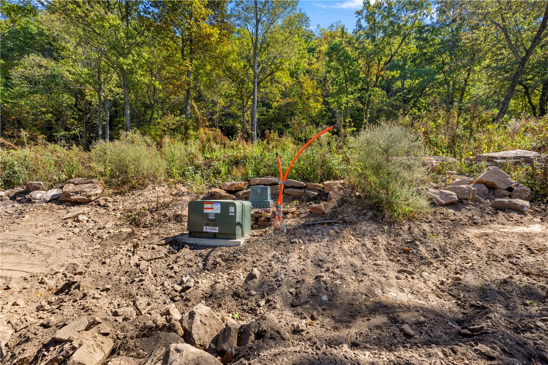 Round Mountain Estates - Land