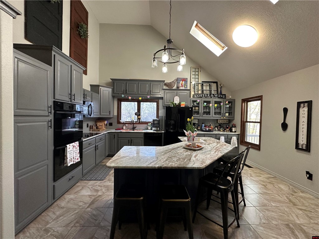 Frost Point Est - Residential