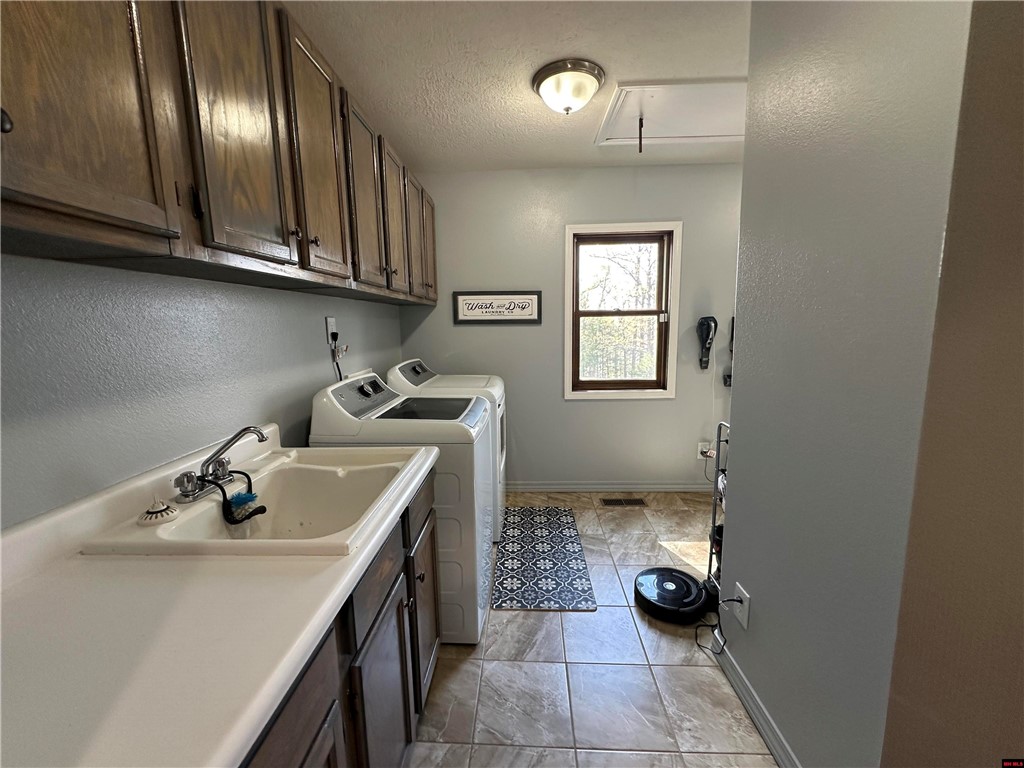 Frost Point Est - Residential