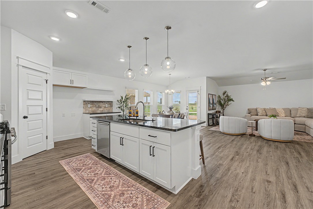 The Pines at Orchard Park - Residential