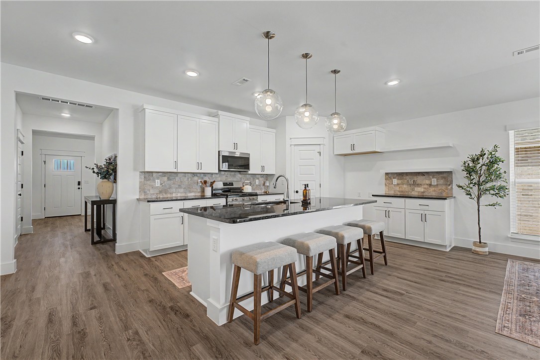 The Pines at Orchard Park - Residential