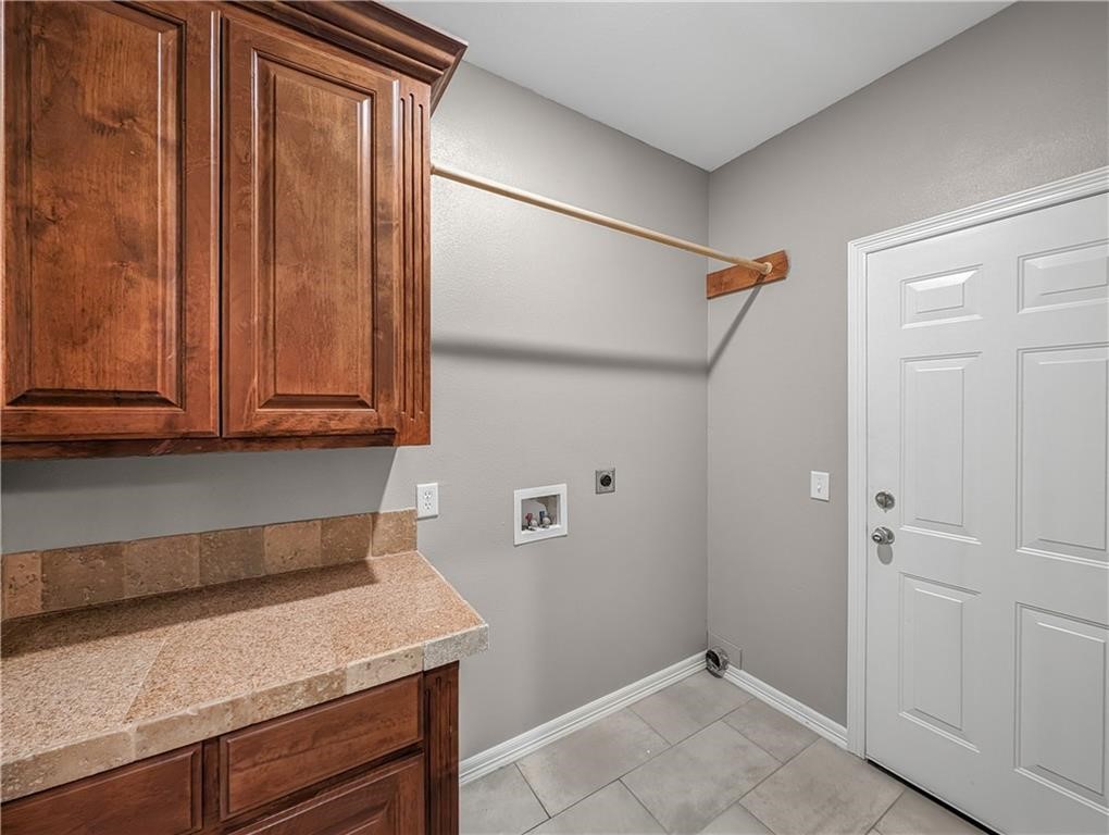 Blacksprings - Residential Lease