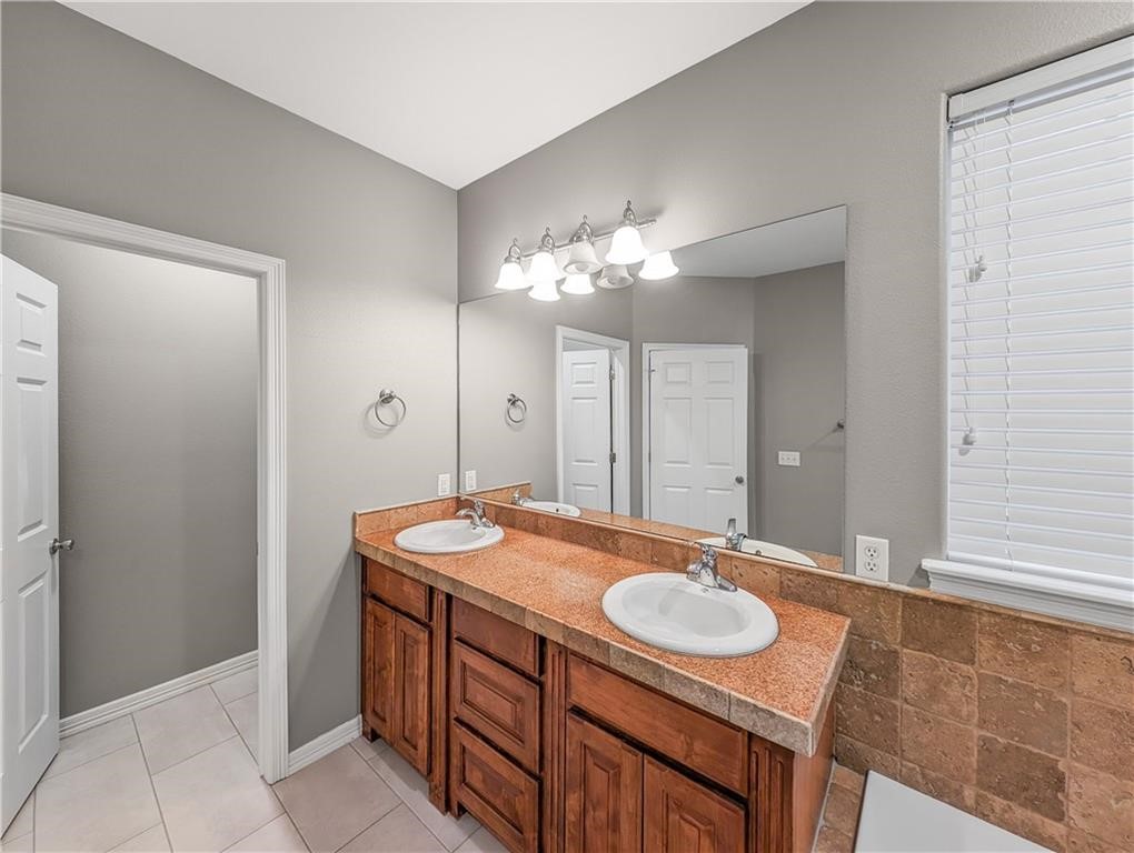 Blacksprings - Residential Lease