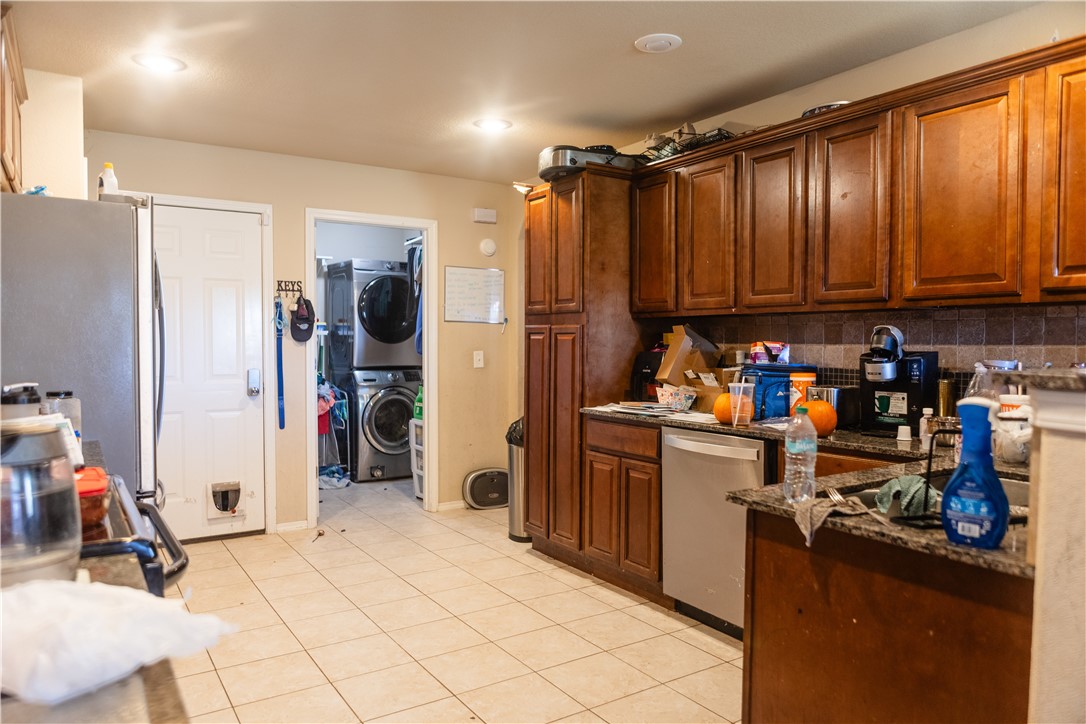 Edinburgh Sub Lowell - Residential