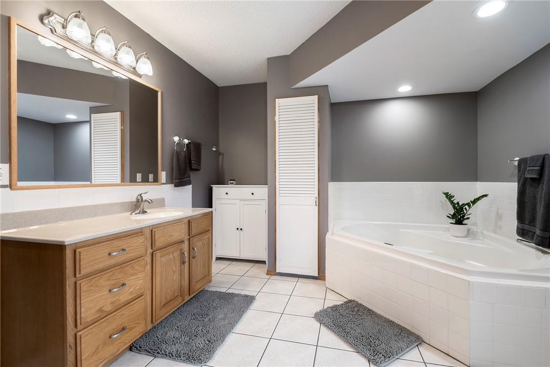 Annsborough Sub Bvv - Residential