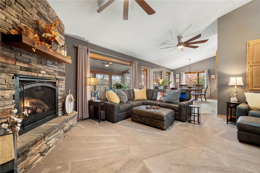 Annsborough Sub Bvv - Residential