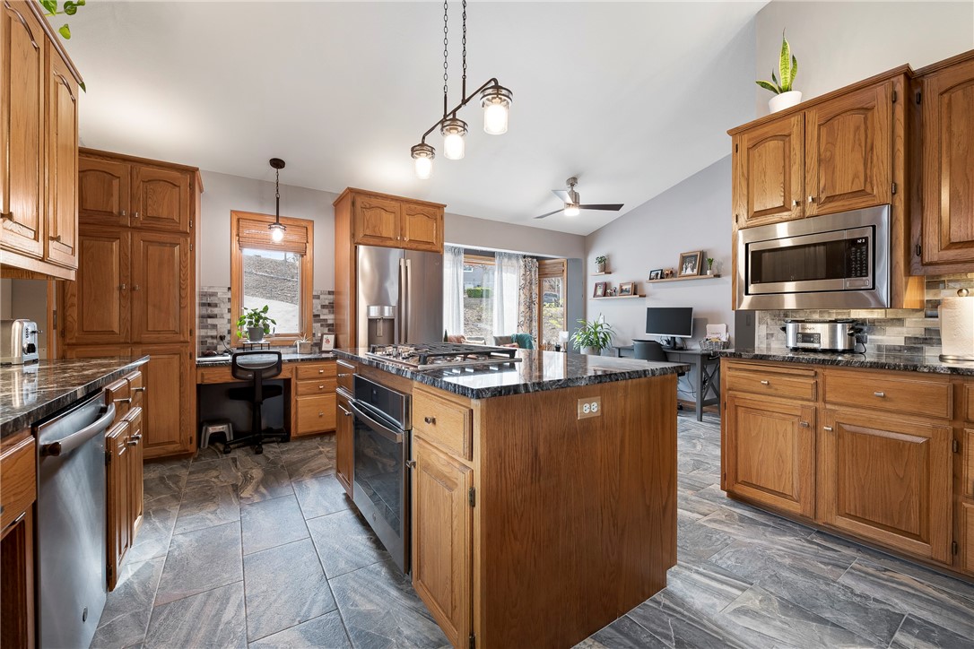 Annsborough Sub Bvv - Residential