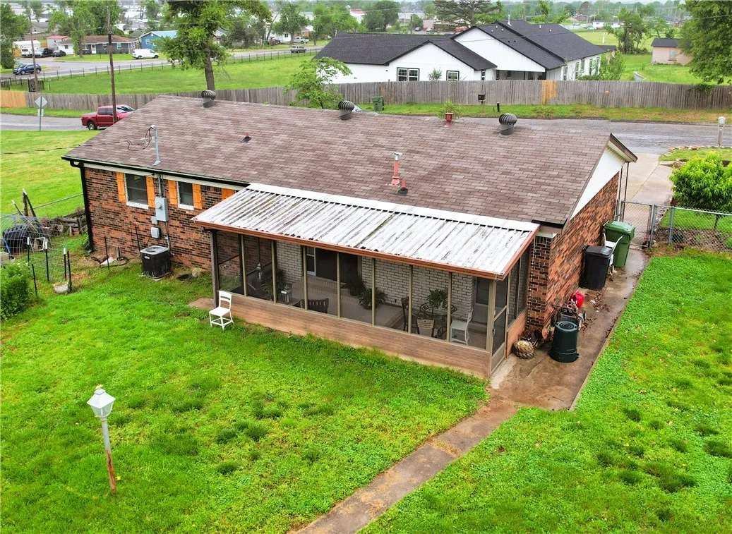 Rogers, Arkansas 72756, United States, 2 Bedrooms Bedrooms, ,1 BathroomBathrooms,Residential,Active,125580