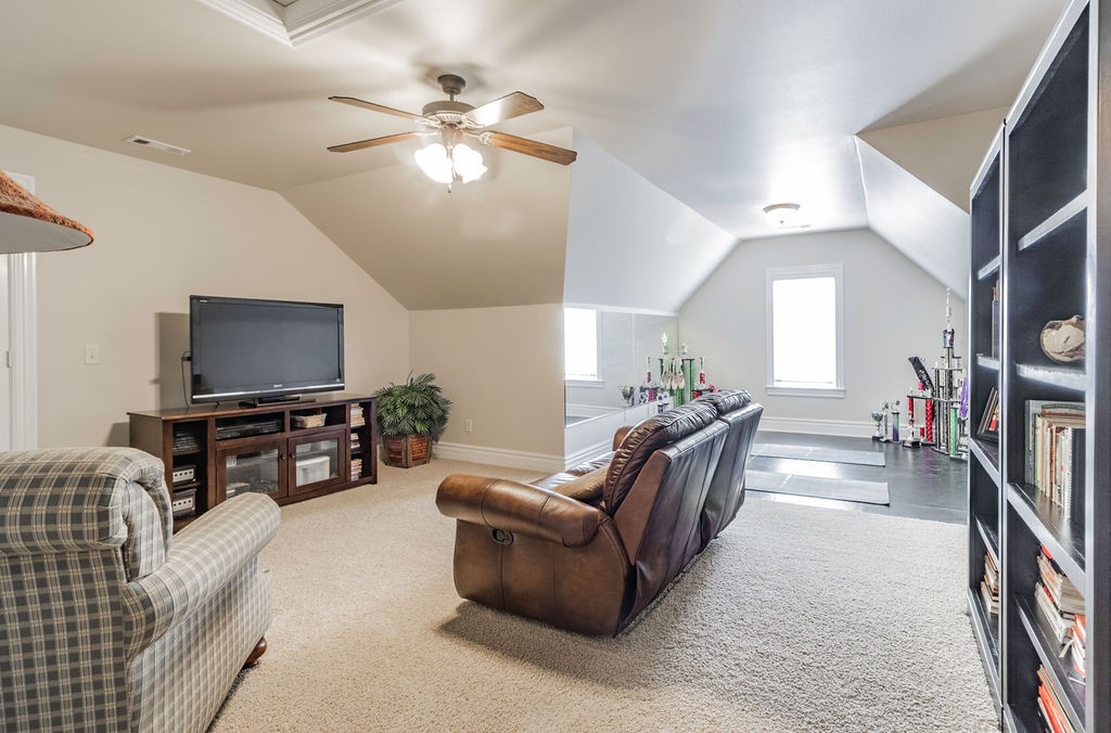 Windsor Manor - Residential